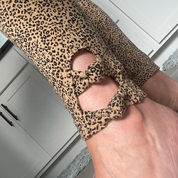 Old Navy Pants - 2 for $10 item - Leopard print leggings